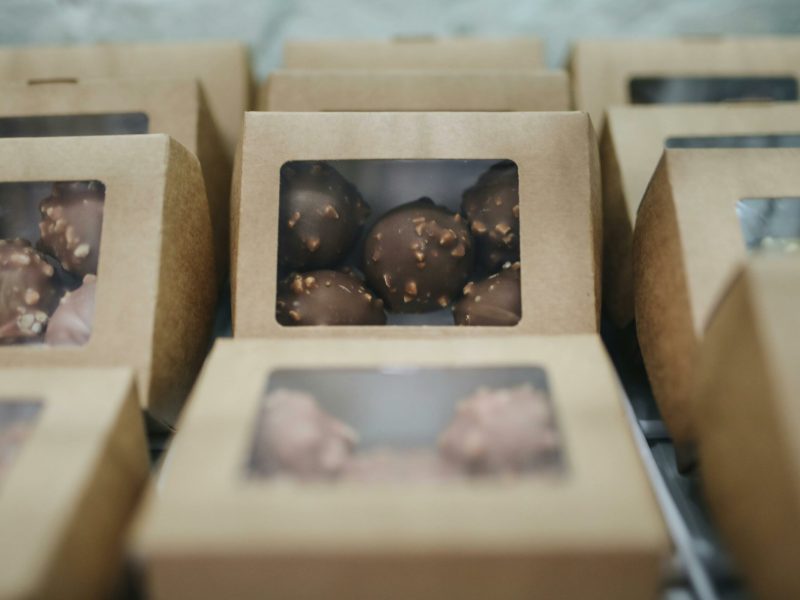 Chocolates & Sweets Boxes